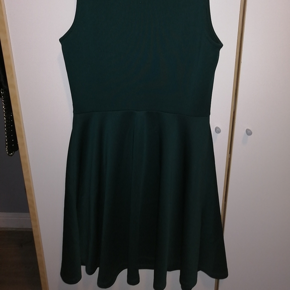 F21 green skater dress - Picture 7 of 10